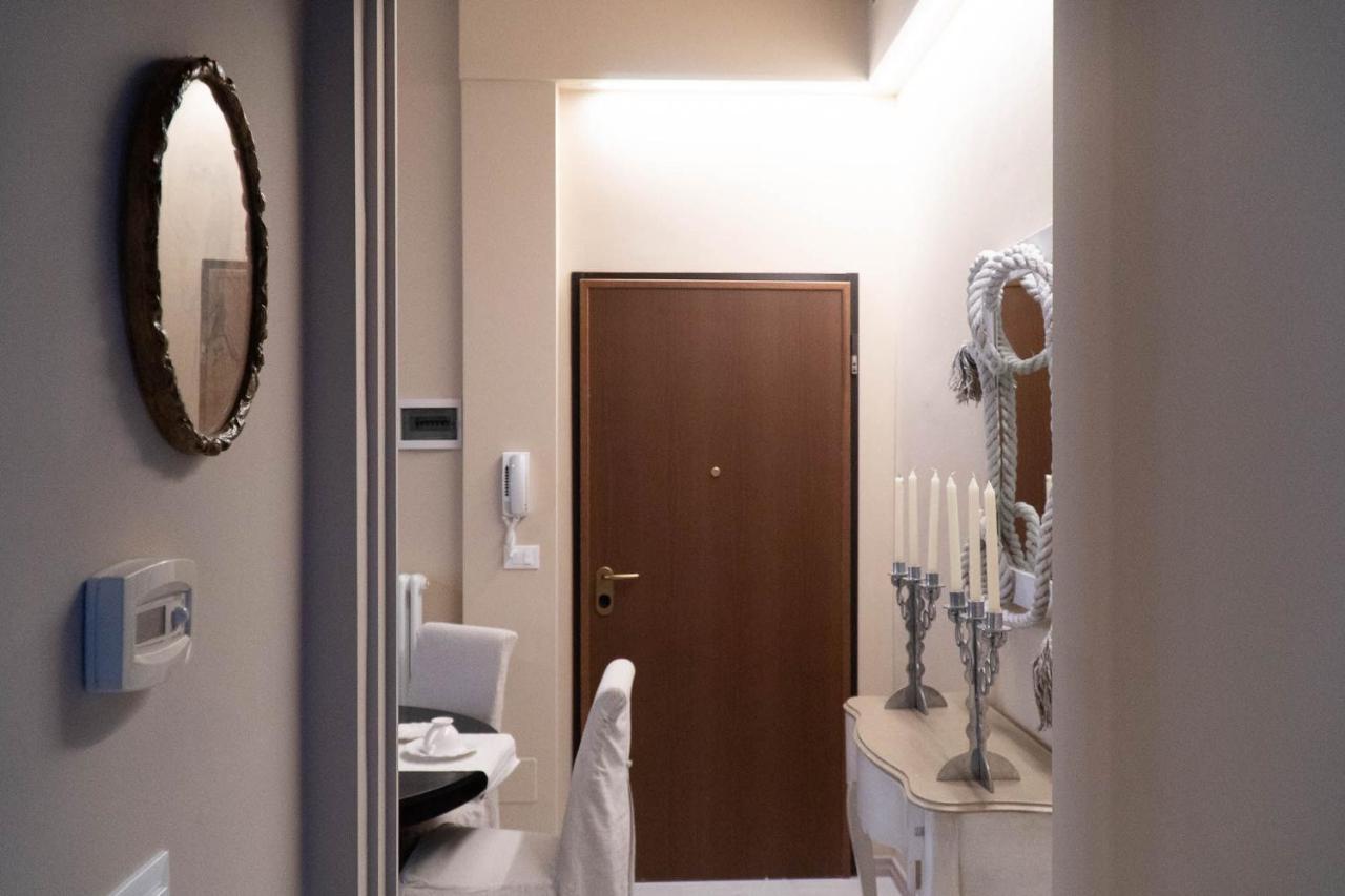 Beauty Case intimate, quiet&central apartment Bologna Esterno foto